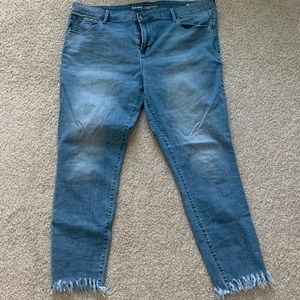 Old Navy rockstar mid rise jeans